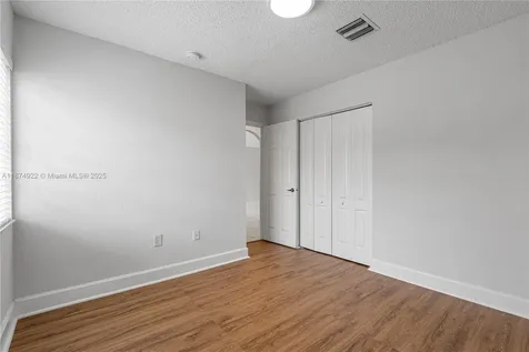 21472 SW 87th Place Cutler Bay FL 33189