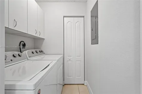21472 SW 87th Place Cutler Bay FL 33189
