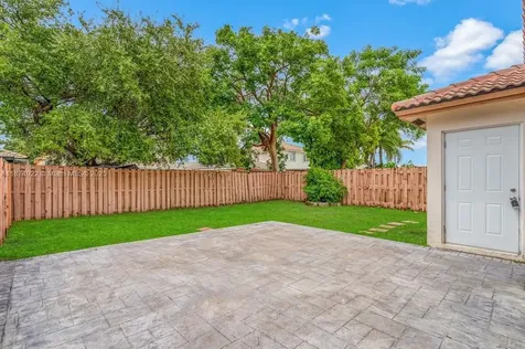 21472 SW 87th Place Cutler Bay FL 33189