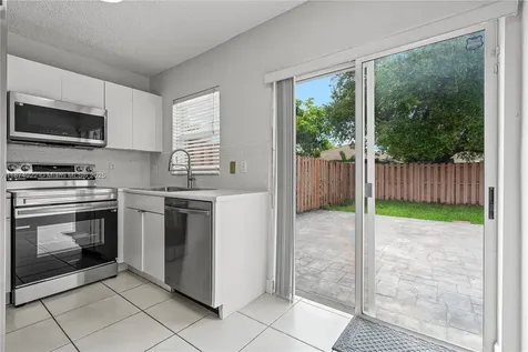 21472 SW 87th Place Cutler Bay FL 33189
