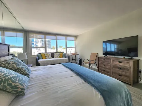 3505 S Ocean Drive Hollywood FL 33019
