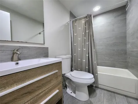 3505 S Ocean Drive Hollywood FL 33019