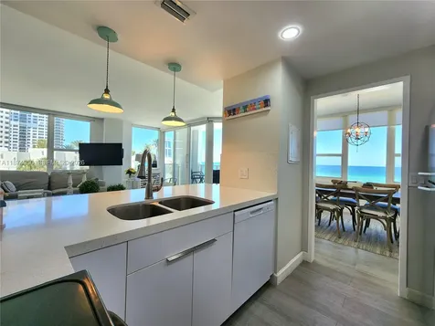 3505 S Ocean Drive Hollywood FL 33019