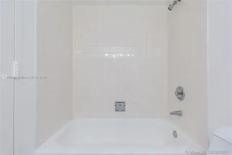1650 NE 115th Street Miami FL 33181