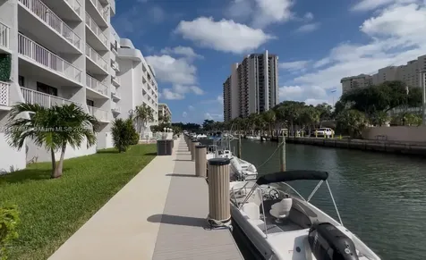 1650 NE 115th Street Miami FL 33181