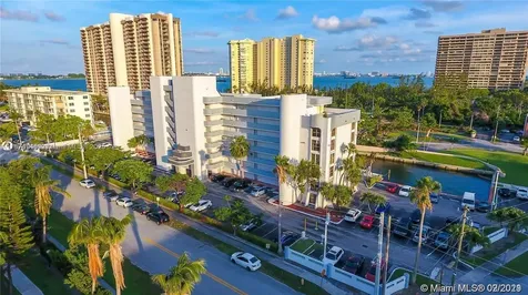 1650 NE 115th Street Miami FL 33181