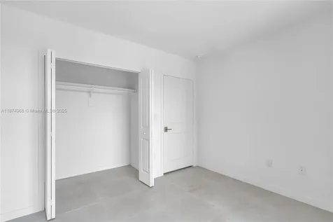 1656 NW 1st Street Miami FL 33125
