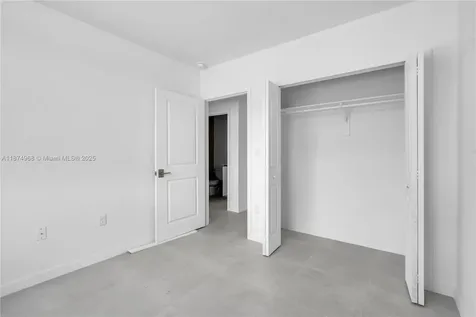1656 NW 1st Street Miami FL 33125