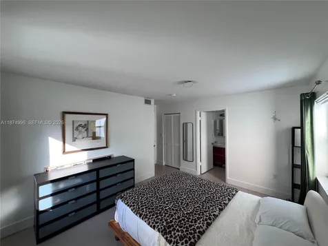 1033 Lenox Avenue Miami Beach FL 33139