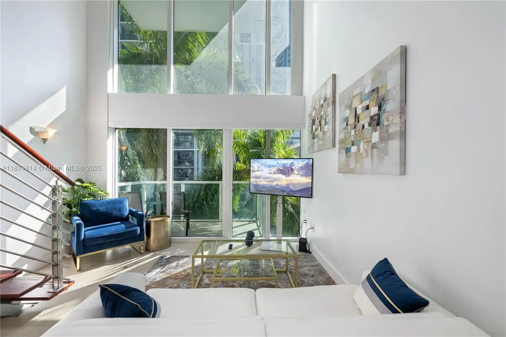 41 SE 5th Street Miami FL 33131