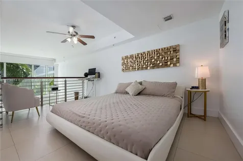 41 SE 5th Street Miami FL 33131