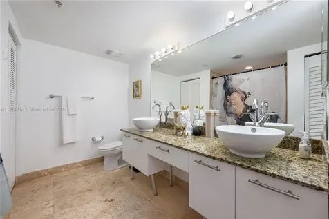41 SE 5th Street Miami FL 33131
