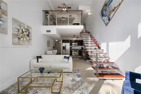 41 SE 5th Street Miami FL 33131