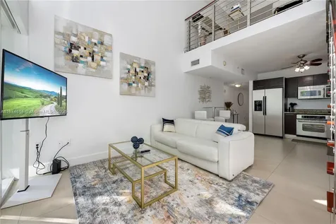 41 SE 5th Street Miami FL 33131