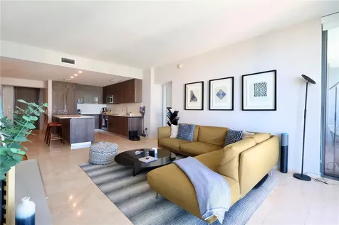 68 SE 6th Street Miami FL 33131