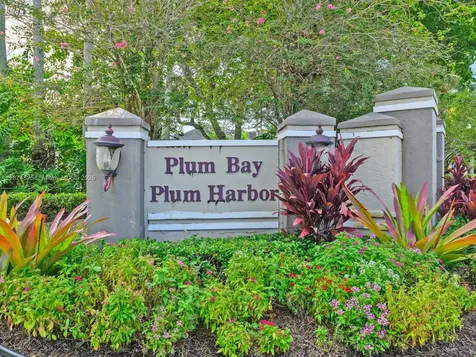 5820 N Plum Bay Parkway Tamarac FL 33321