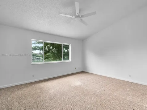 5820 N Plum Bay Parkway Tamarac FL 33321