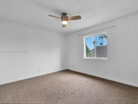5820 N Plum Bay Parkway Tamarac FL 33321