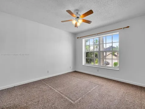 5820 N Plum Bay Parkway Tamarac FL 33321