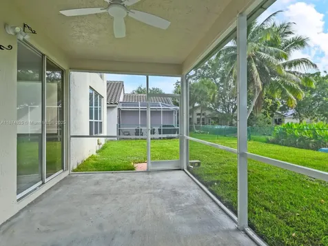 5820 N Plum Bay Parkway Tamarac FL 33321