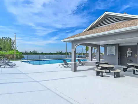 5820 N Plum Bay Parkway Tamarac FL 33321