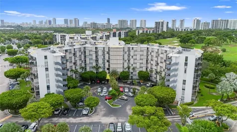 20400 W Country Club Drive Aventura FL 33180
