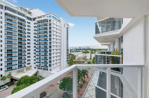 2401 Collins Avenue Miami Beach FL 33140