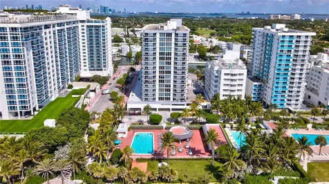 2401 Collins Avenue Miami Beach FL 33140