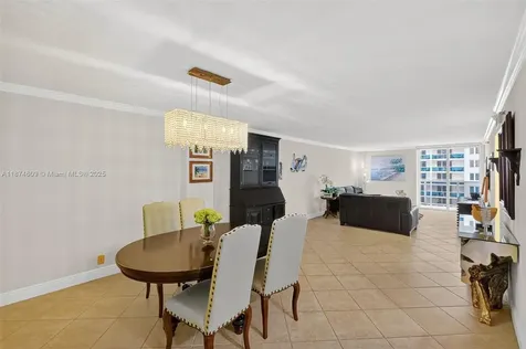 2401 Collins Avenue Miami Beach FL 33140