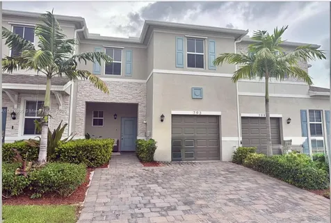 793 SE 19th Street Homestead FL 33034
