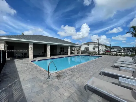 793 SE 19th Street Homestead FL 33034