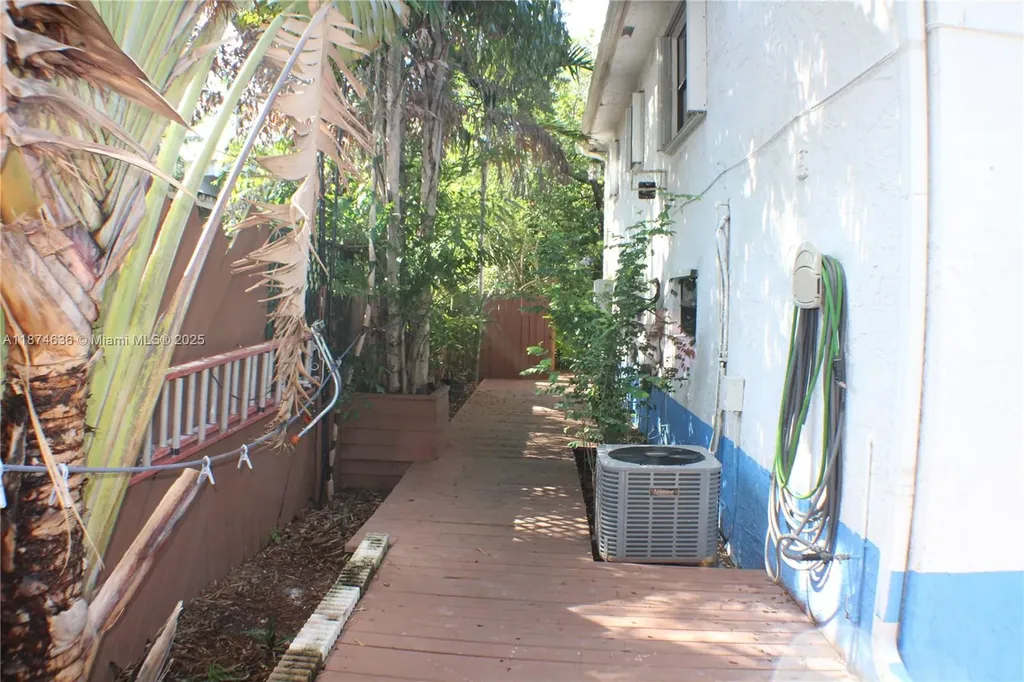 1411 SW 24th Court Fort Lauderdale FL 33315