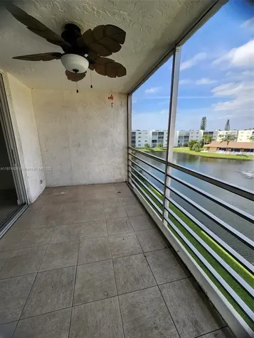 425 SE 11th Terrace Dania Beach FL 33004