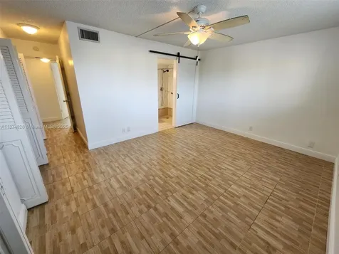 425 SE 11th Terrace Dania Beach FL 33004