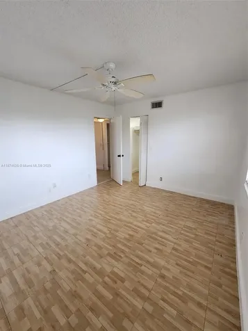 425 SE 11th Terrace Dania Beach FL 33004