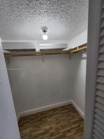 425 SE 11th Terrace Dania Beach FL 33004