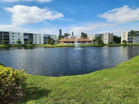425 SE 11th Terrace Dania Beach FL 33004