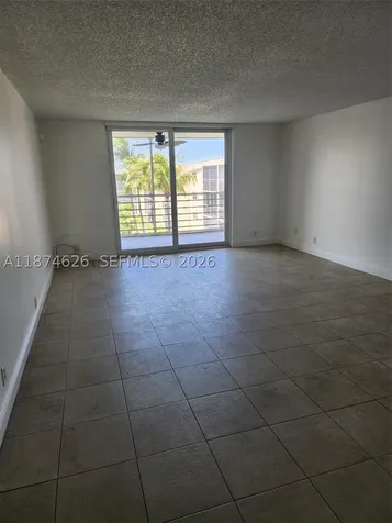 425 SE 11th Terrace Dania Beach FL 33004
