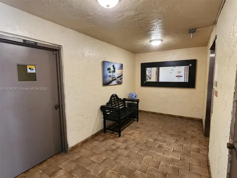 425 SE 11th Terrace Dania Beach FL 33004
