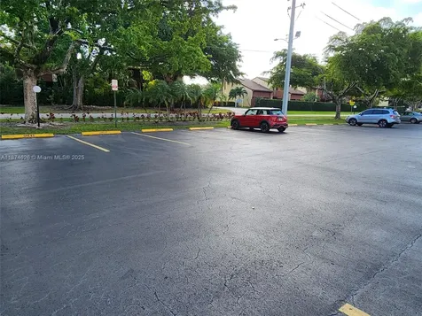 425 SE 11th Terrace Dania Beach FL 33004
