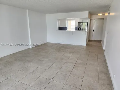 425 SE 11th Terrace Dania Beach FL 33004