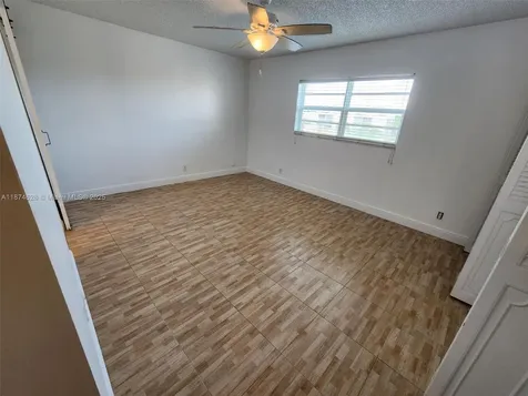 425 SE 11th Terrace Dania Beach FL 33004