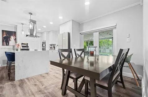 7951 NW 11th Street Pembroke Pines FL 33024