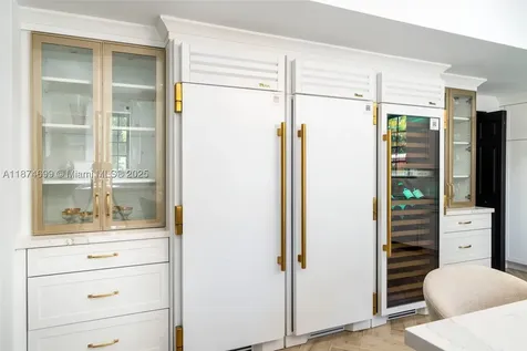 5149 Alton Road Miami Beach FL 33140