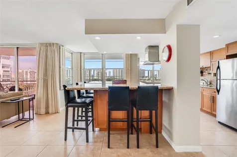 18041 Biscayne Boulevard Aventura FL 33160