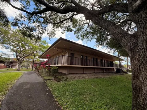 11295 SW 88th Street Miami FL 33176