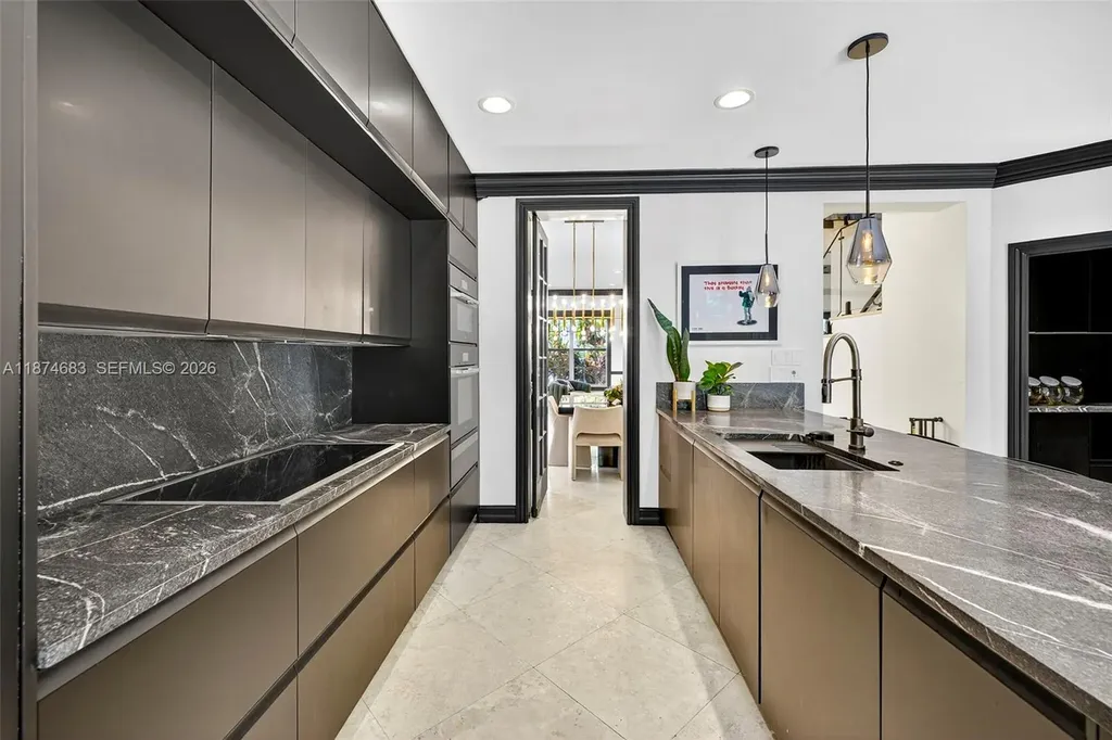 3325 NE 17th Court Fort Lauderdale FL 33305