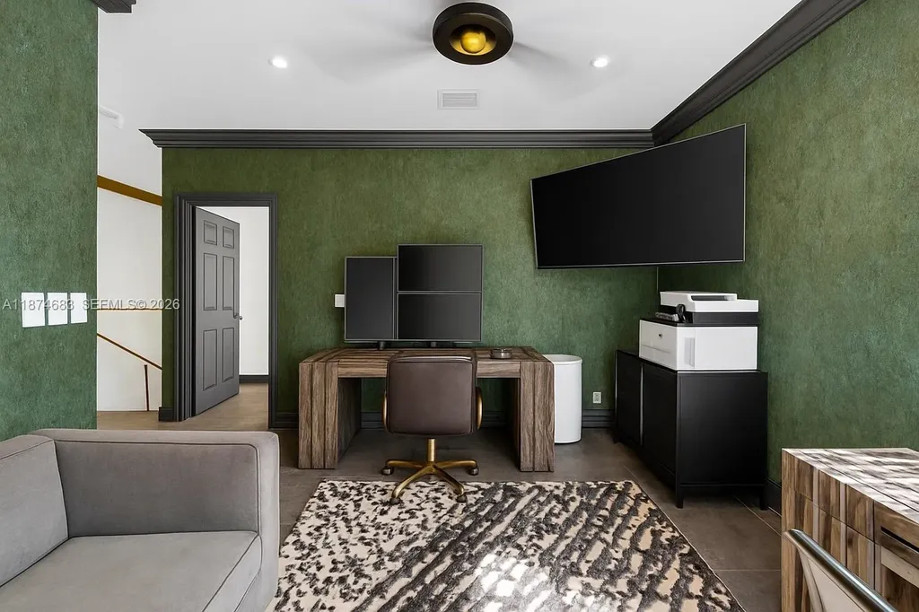 3325 NE 17th Court Fort Lauderdale FL 33305