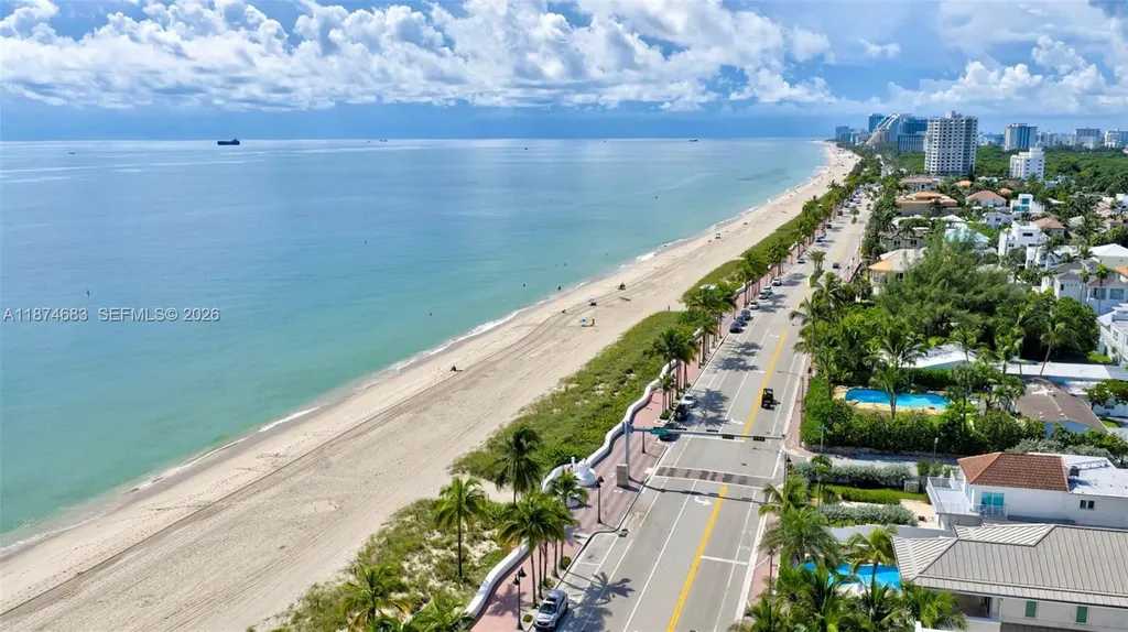 3325 NE 17th Court Fort Lauderdale FL 33305