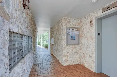2501 Antigua Terrace Coconut Creek FL 33066